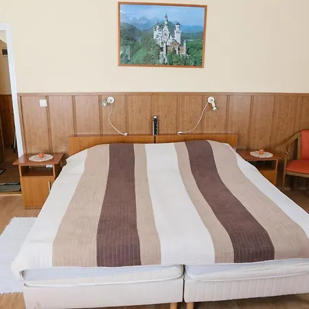 Molnar * Sárvár